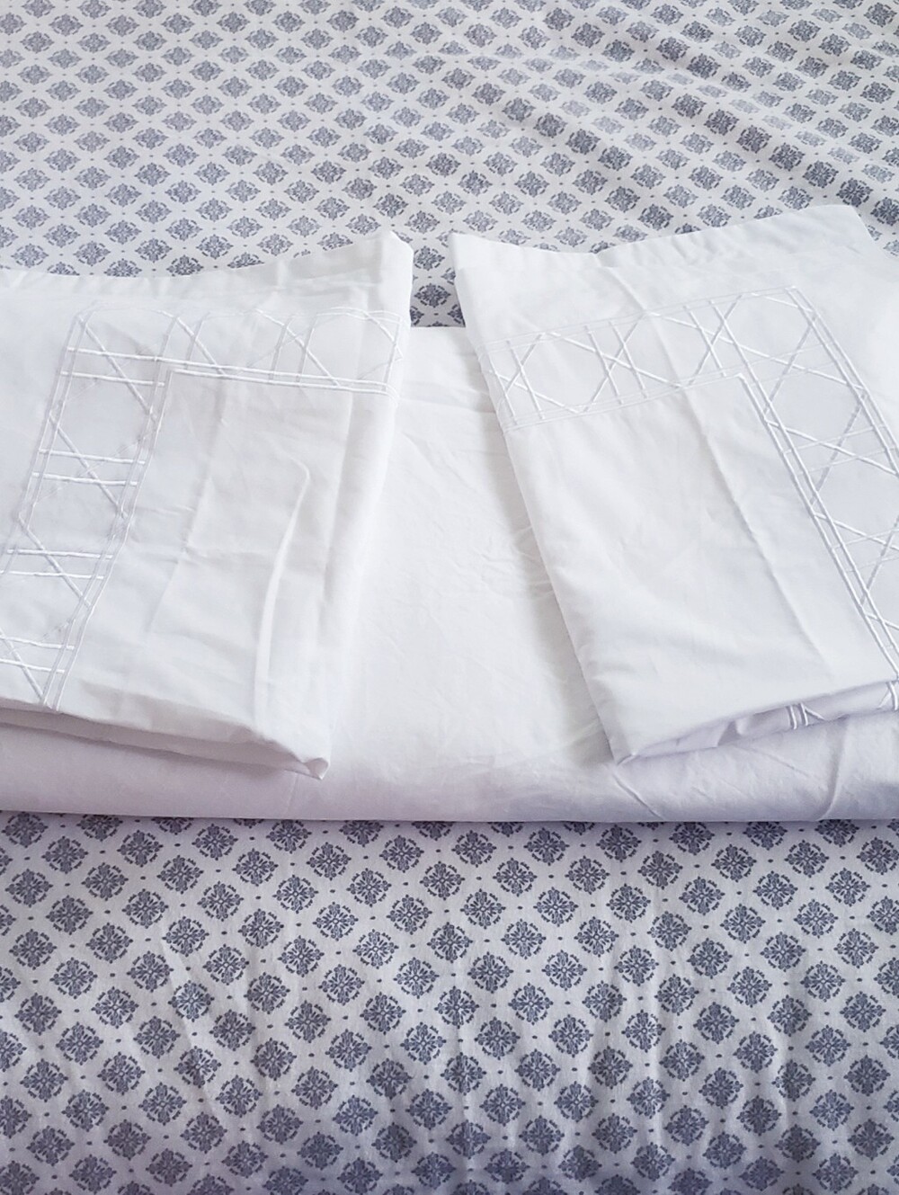 Wamsutta Sheffield Full/Queen 3pcs Duvet Cover + 2 Shams White Cotton